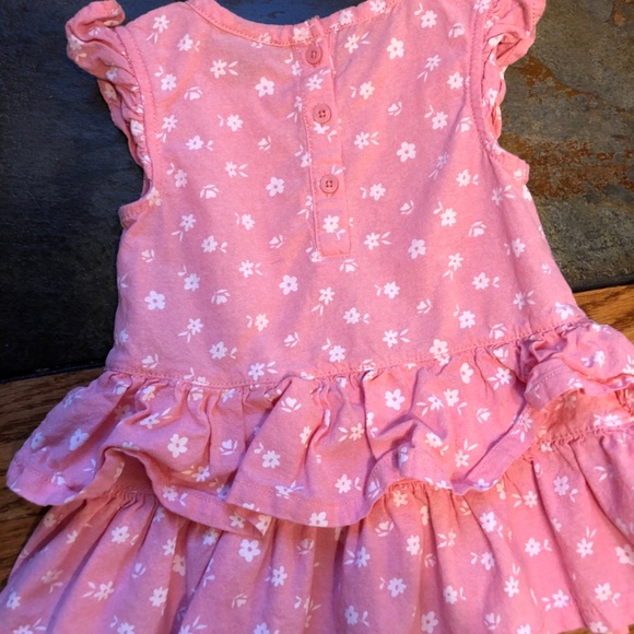 Calvin Klein - Picture 3 of 3